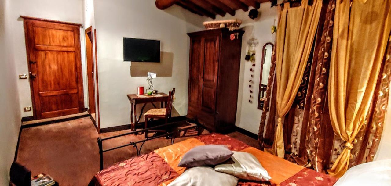 B&B Le Undici Lune San Gimignano Exterior foto