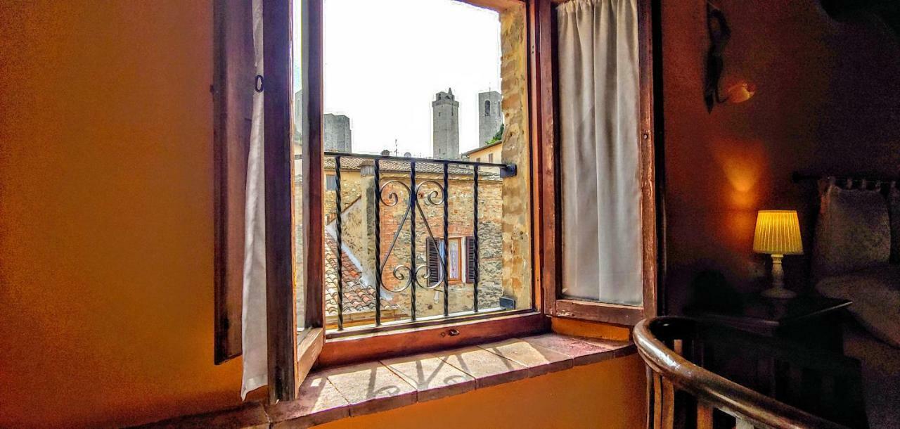 B&B Le Undici Lune San Gimignano Exterior foto